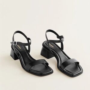 NWT Reformation Stephanie heeled sandal